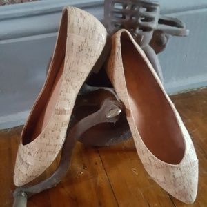 Vionic cork flats